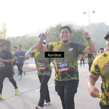 Runner Photo 6853384