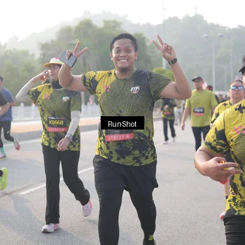 Runner Photo 6853405