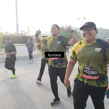 Runner Photo 6853407