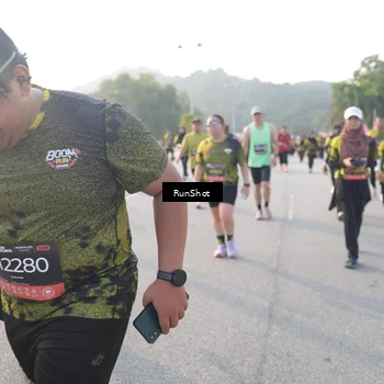 Runner Photo 6853419