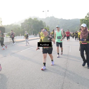 Runner Photo 6853437