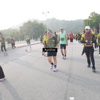 Runner Photo 6853439