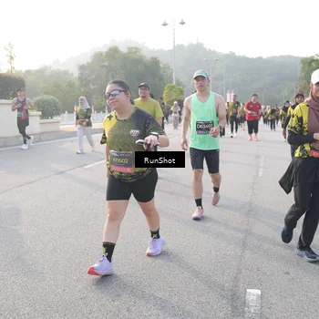 Runner Photo 6853458