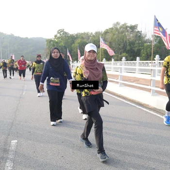 Runner Photo 6853486