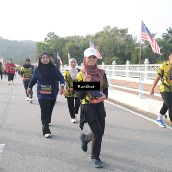 Runner Photo 6853501