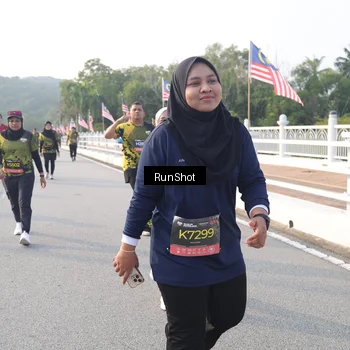 Runner Photo 6853571