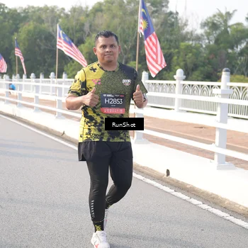 Runner Photo 6853613