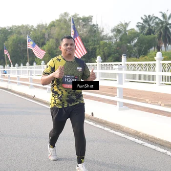 Runner Photo 6853622
