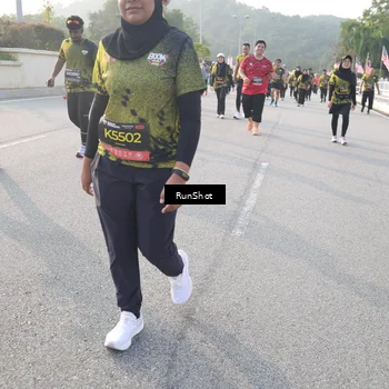 Runner Photo 6853635