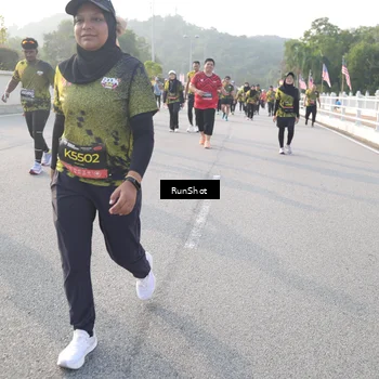 Runner Photo 6853636