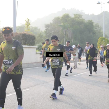 Runner Photo 6853656