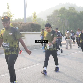 Runner Photo 6853670