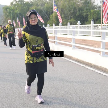 Runner Photo 6853747