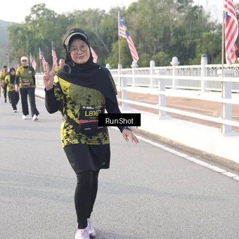 Runner Photo 6853748