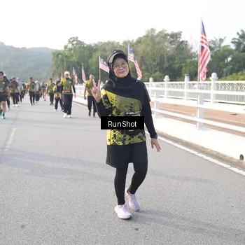 Runner Photo 6853764
