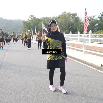 Runner Photo 6853777
