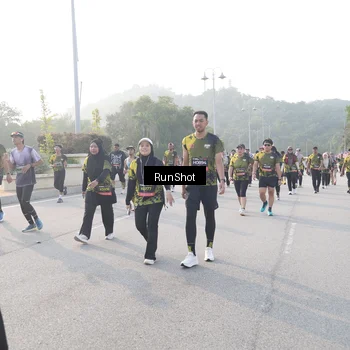 Runner Photo 6853788