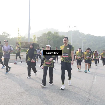 Runner Photo 6853789