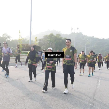 Runner Photo 6853791