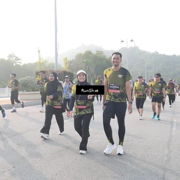 Runner Photo 6853830