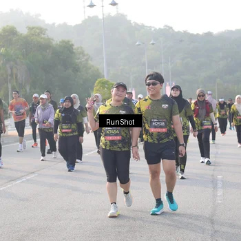 Runner Photo 6854077