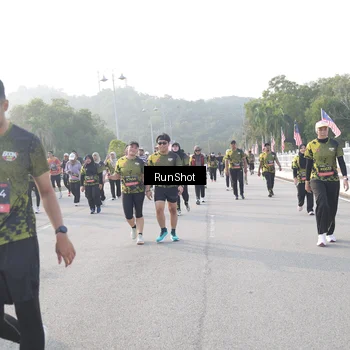 Runner Photo 6854089