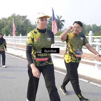Runner Photo 6854180
