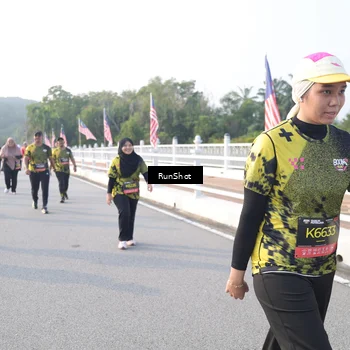 Runner Photo 6854212