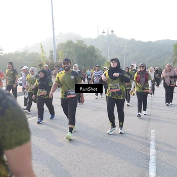 Runner Photo 6854241