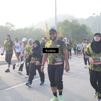 Runner Photo 6854292