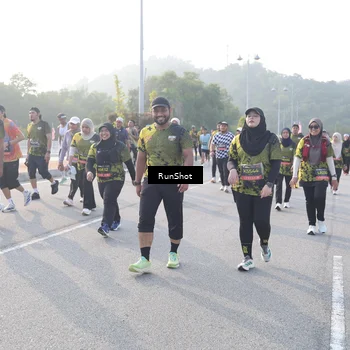 Runner Photo 6854307