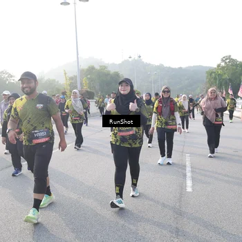 Runner Photo 6854340