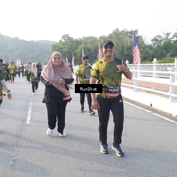 Runner Photo 6854398