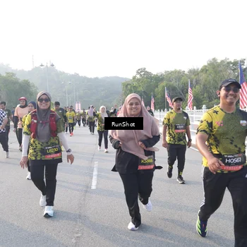 Runner Photo 6854410