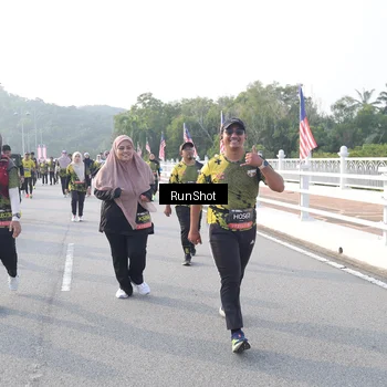 Runner Photo 6854466