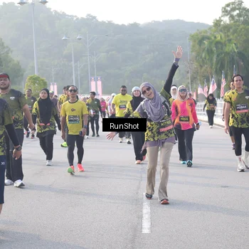 Runner Photo 6854540
