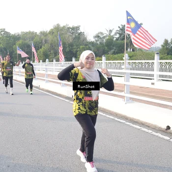 Runner Photo 6854594