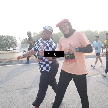 Runner Photo 6854654