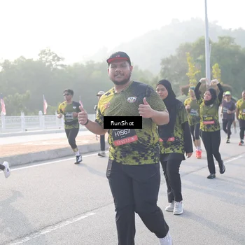 Runner Photo 6854707