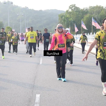 Runner Photo 6854740