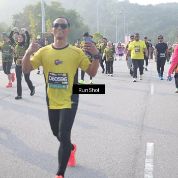 Runner Photo 6854741