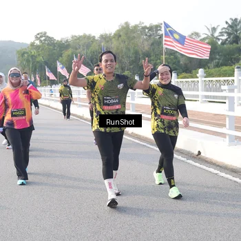 Runner Photo 6854750