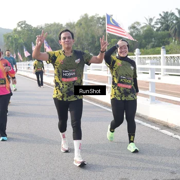 Runner Photo 6854784
