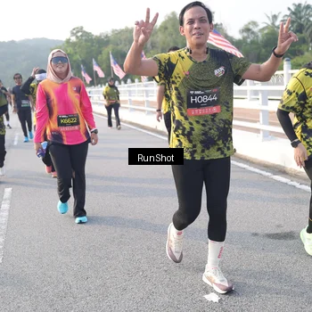 Runner Photo 6854787
