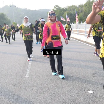 Runner Photo 6854807