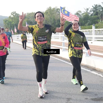 Runner Photo 6854836