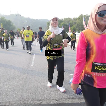 Runner Photo 6854889