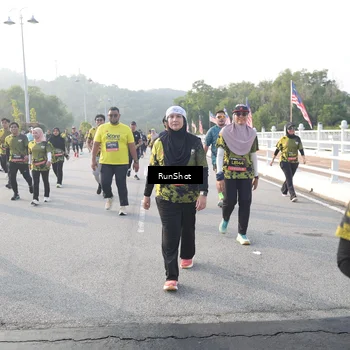 Runner Photo 6854902