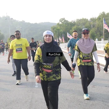Runner Photo 6854927