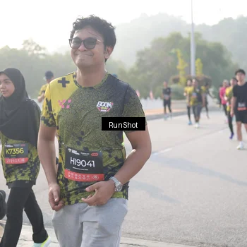 Runner Photo 6855062